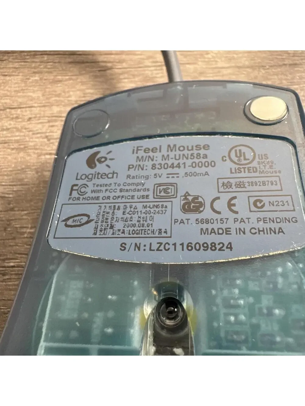 VTG Logitech iFeel Mouse M-UN58a Optical Light Blue Wired USB Transparent Base